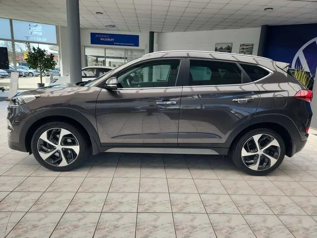 Hyundai TUCSON 1.6 T-GDi AHK NAVI PDC RFK SHZ Tempomat 06/2018-photo-8