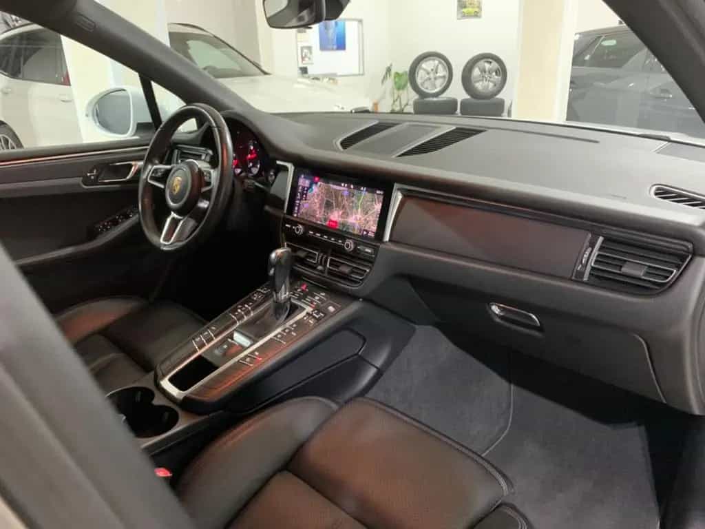 Porsche Macan 2.0 03/2019-photo-11