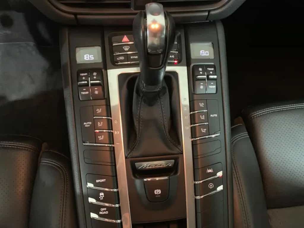 Porsche Macan 2.0 03/2019-photo-14
