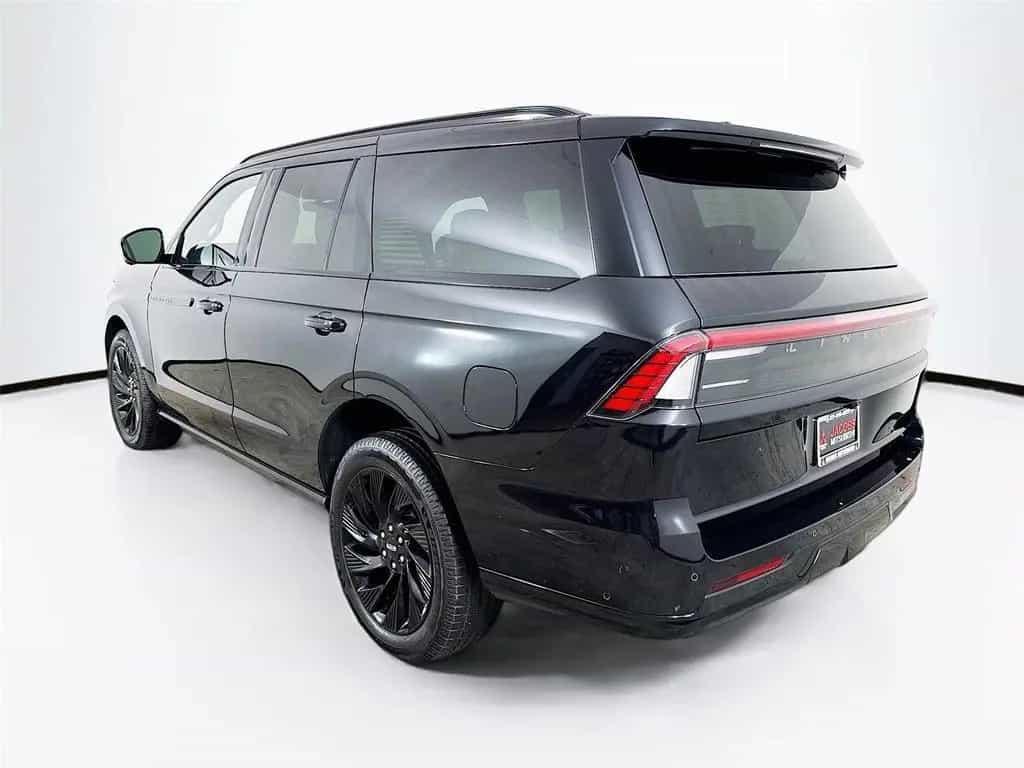 Lincoln Navigator Reserve MY25 10/2025-photo-1