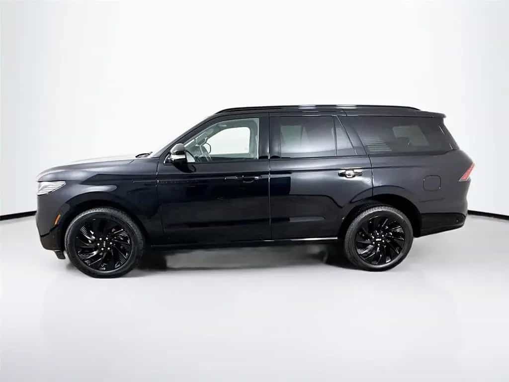 Lincoln Navigator Reserve MY25 10/2025-photo-3