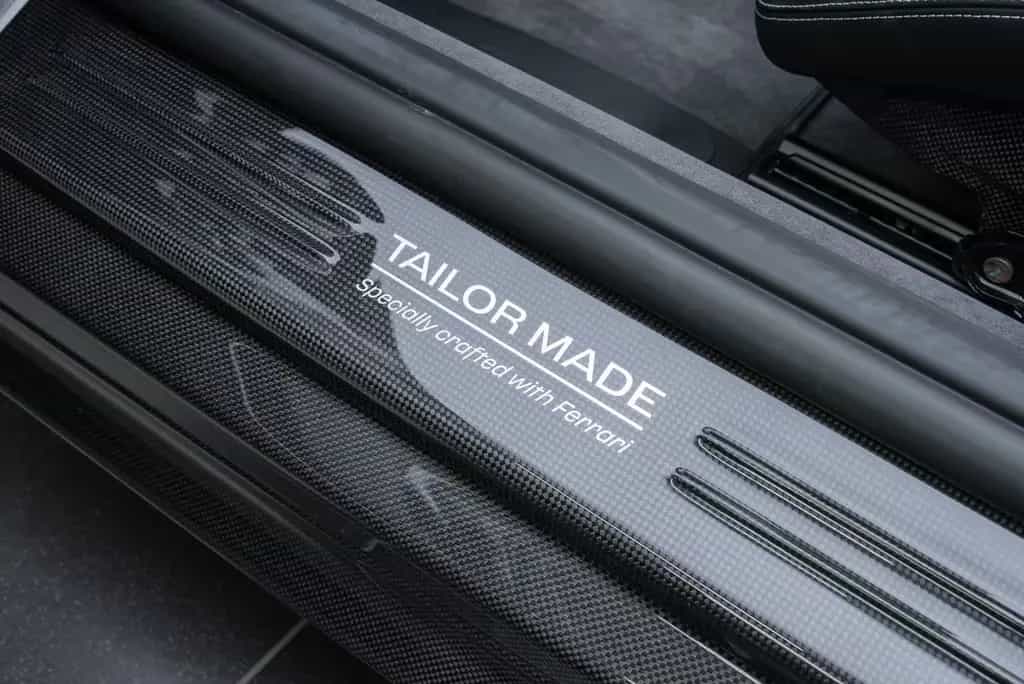 Ferrari 812 GTS TAILOR MADE/CARBON/LIFT/STRIPE/TOP 10/2023-photo-22