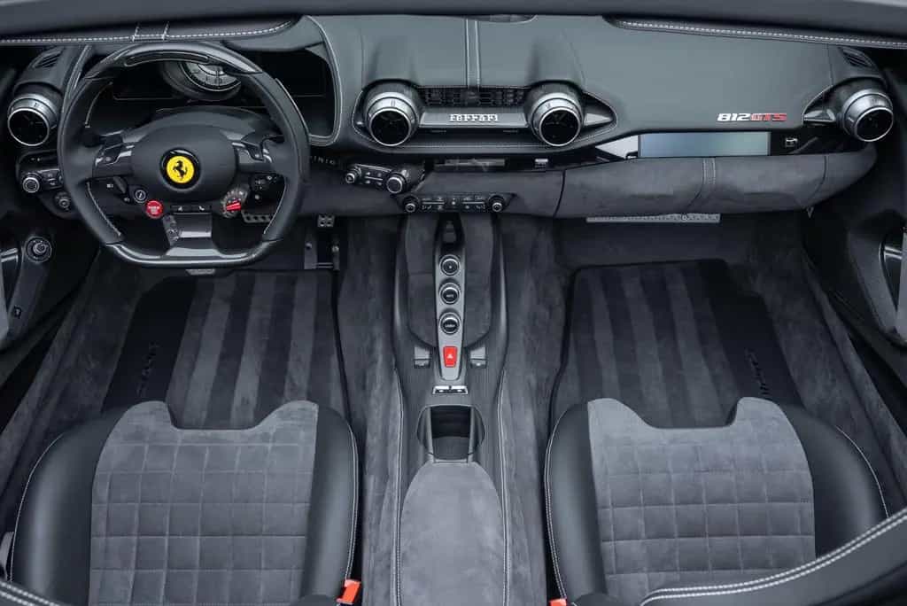 Ferrari 812 GTS TAILOR MADE/CARBON/LIFT/STRIPE/TOP 10/2023-photo-31