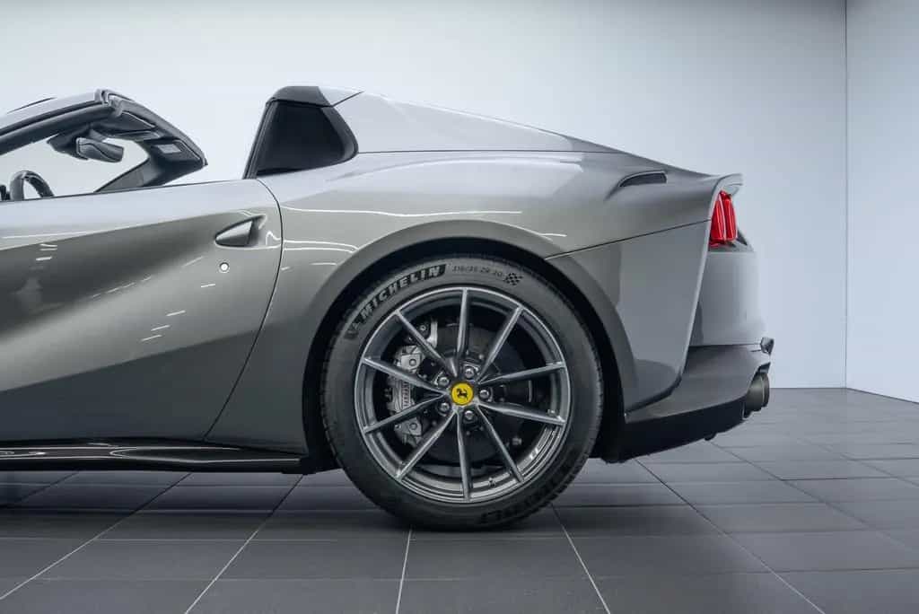 Ferrari 812 GTS TAILOR MADE/CARBON/LIFT/STRIPE/TOP 10/2023-photo-4