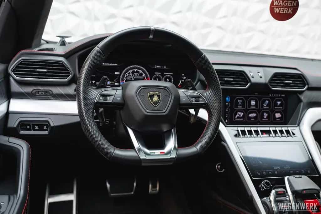 Lamborghini Urus ADAS ERSTBESITZ 22ZOLL B&O Q-CITURA PANORAM 04/2019-photo-22