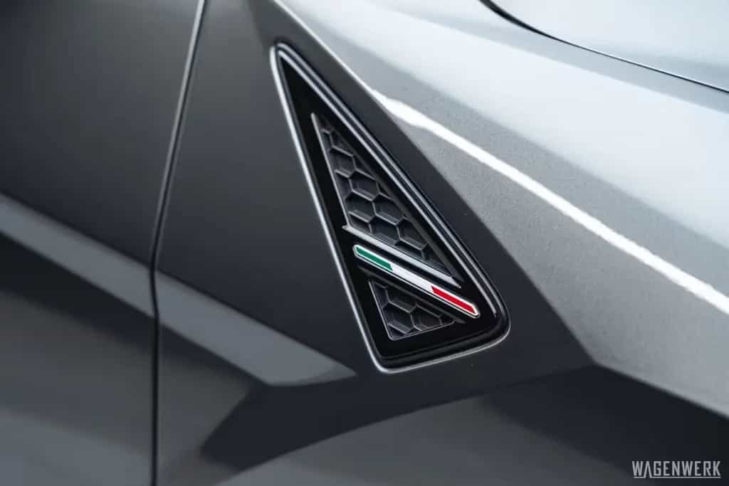 Lamborghini Urus ADAS ERSTBESITZ 22ZOLL B&O Q-CITURA PANORAM 04/2019-photo-3