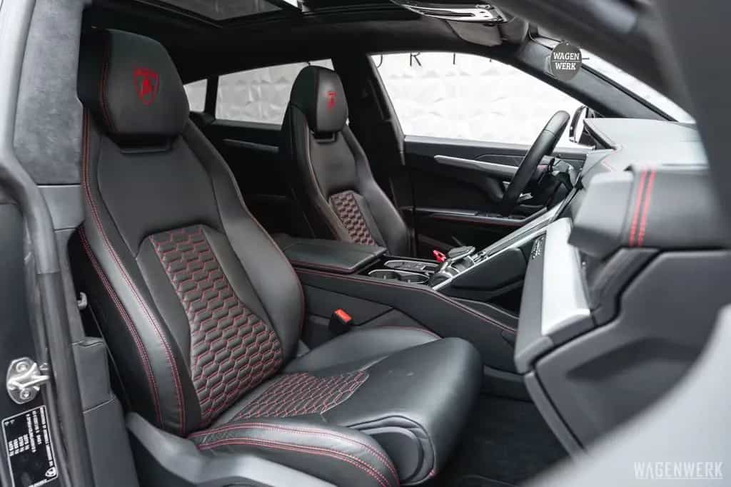 Lamborghini Urus ADAS ERSTBESITZ 22ZOLL B&O Q-CITURA PANORAM 04/2019-photo-6
