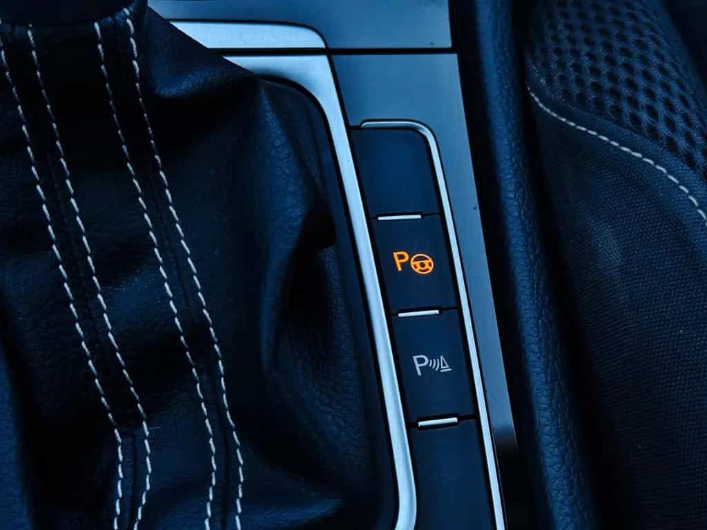 Volkswagen Golf VII #TÜV#SERVICE#ZAHNRIEMEN#SHZ#KAMERA#TOP! 11/2015-photo-21
