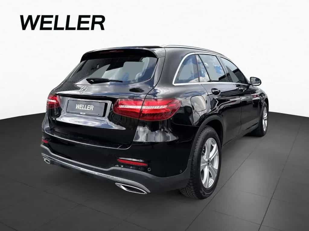 Mercedes-Benz GLC 220 GLC220d AMG Line SHZ MEM Pano Tempo LED SHZ Navi 11/2018-photo-3