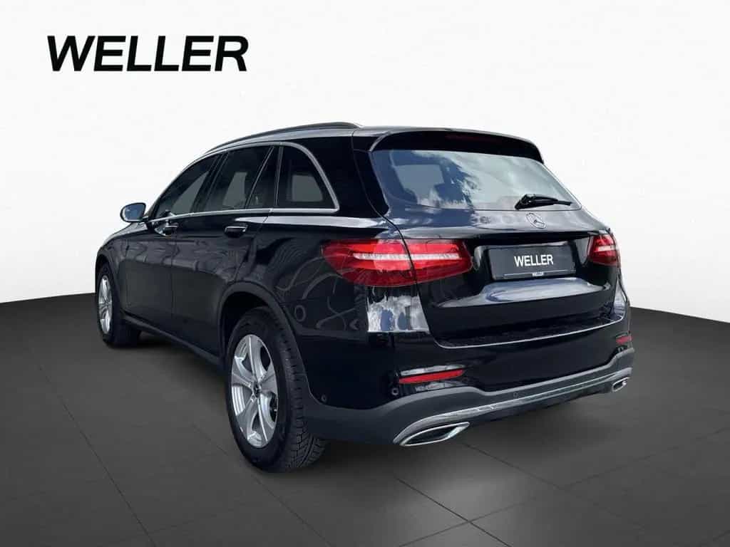 Mercedes-Benz GLC 220 GLC220d AMG Line SHZ MEM Pano Tempo LED SHZ Navi 11/2018-photo-4