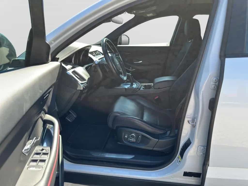 Jaguar E-Pace D180 First Edition AWD| BlackPack|HUD| 02/2018-photo-10