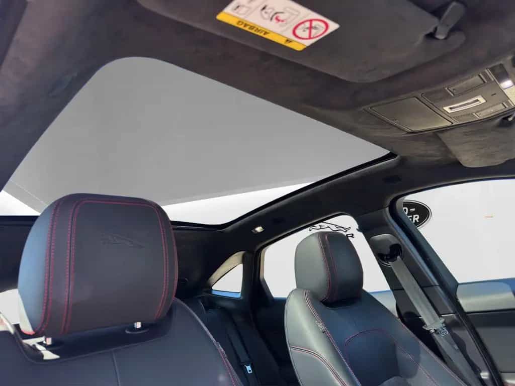 Jaguar E-Pace D180 First Edition AWD| BlackPack|HUD| 02/2018-photo-17