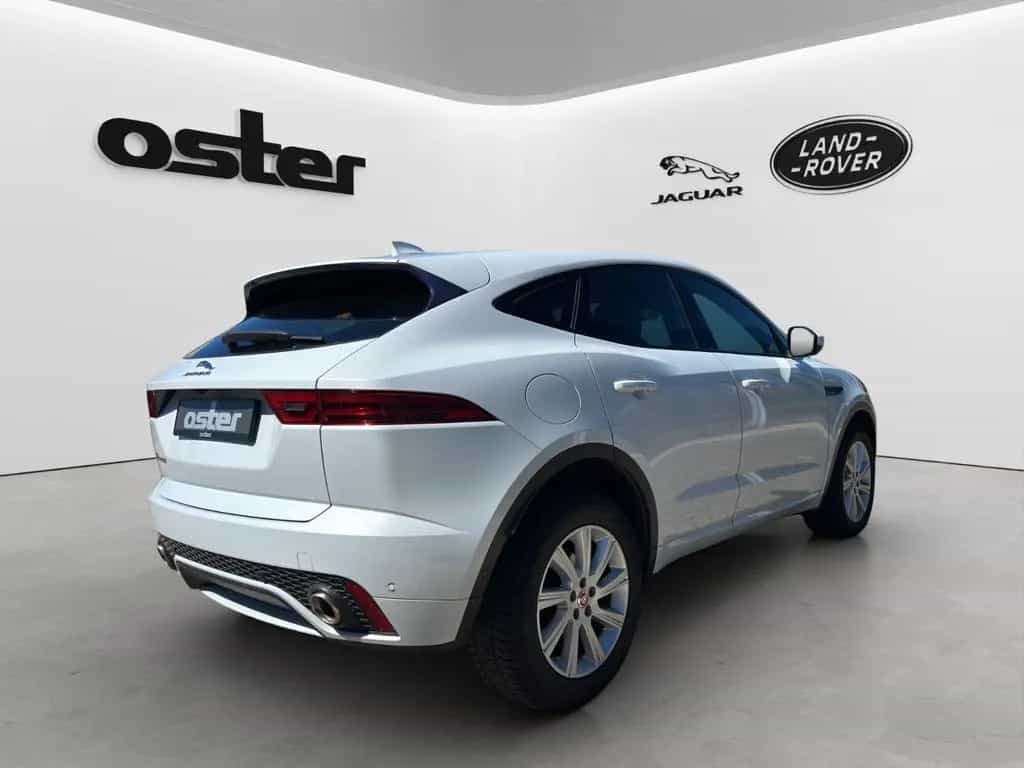 Jaguar E-Pace D180 First Edition AWD| BlackPack|HUD| 02/2018-photo-4