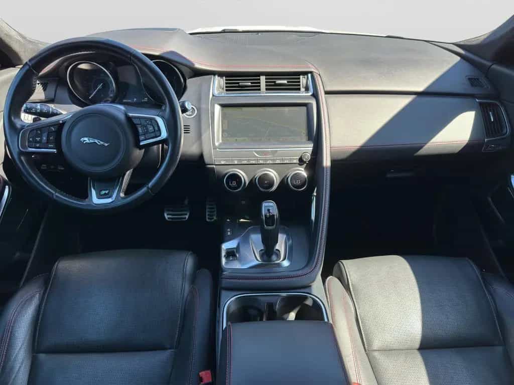 Jaguar E-Pace D180 First Edition AWD| BlackPack|HUD| 02/2018-photo-7