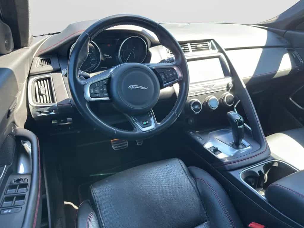 Jaguar E-Pace D180 First Edition AWD| BlackPack|HUD| 02/2018-photo-9