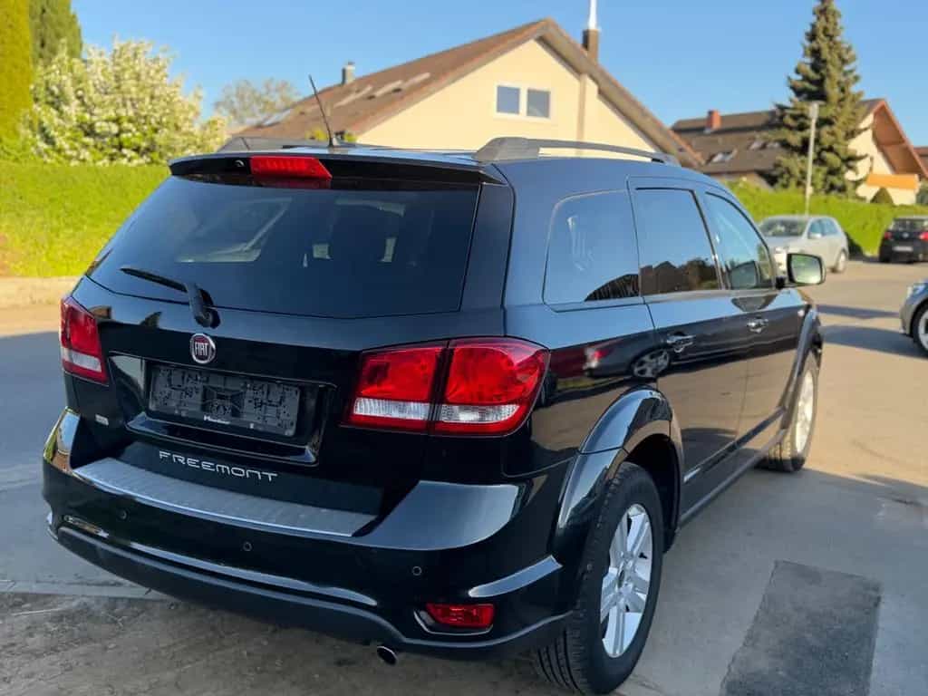 Fiat Freemont My Freemont*NEU*TÜV*88KM*2.0*170PS* 09/2015-photo-14