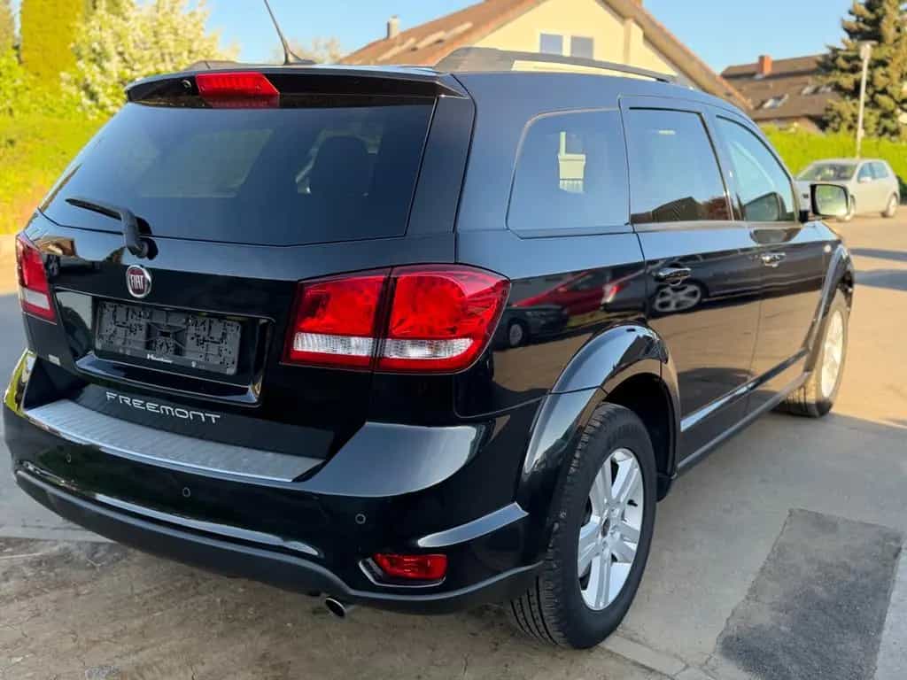 Fiat Freemont My Freemont*NEU*TÜV*88KM*2.0*170PS* 09/2015-photo-15
