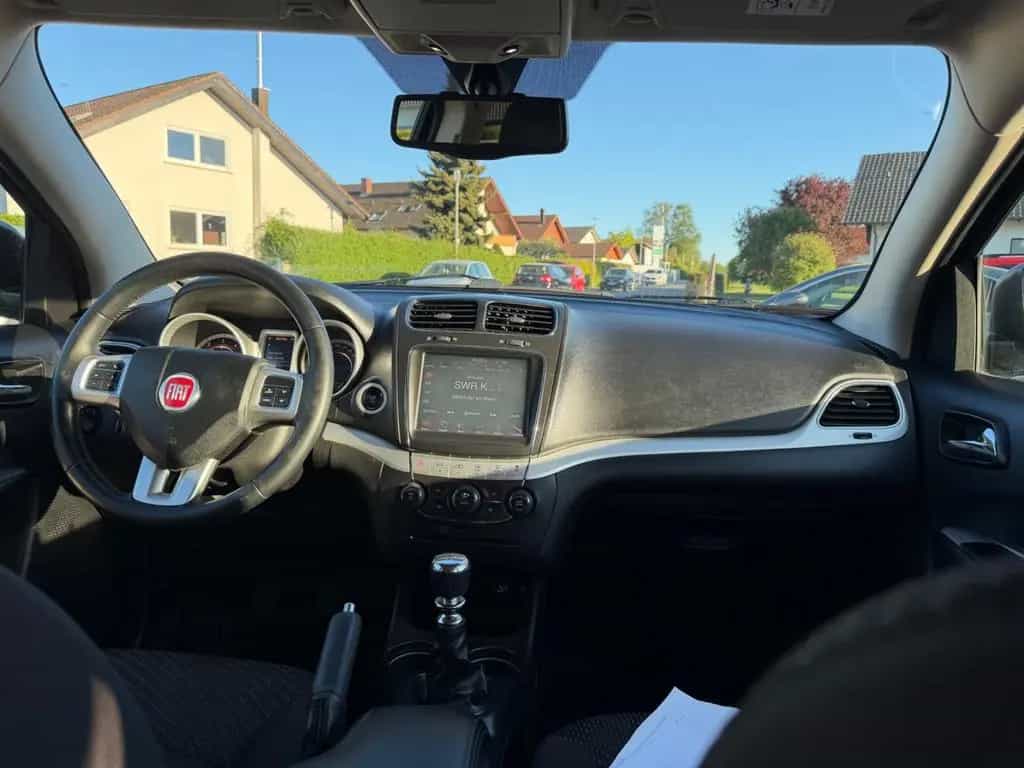Fiat Freemont My Freemont*NEU*TÜV*88KM*2.0*170PS* 09/2015-photo-26