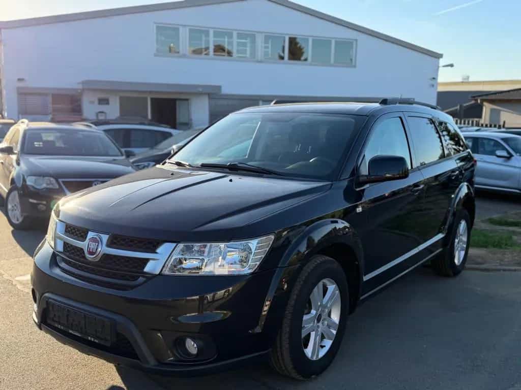 Fiat Freemont My Freemont*NEU*TÜV*88KM*2.0*170PS* 09/2015-photo-3