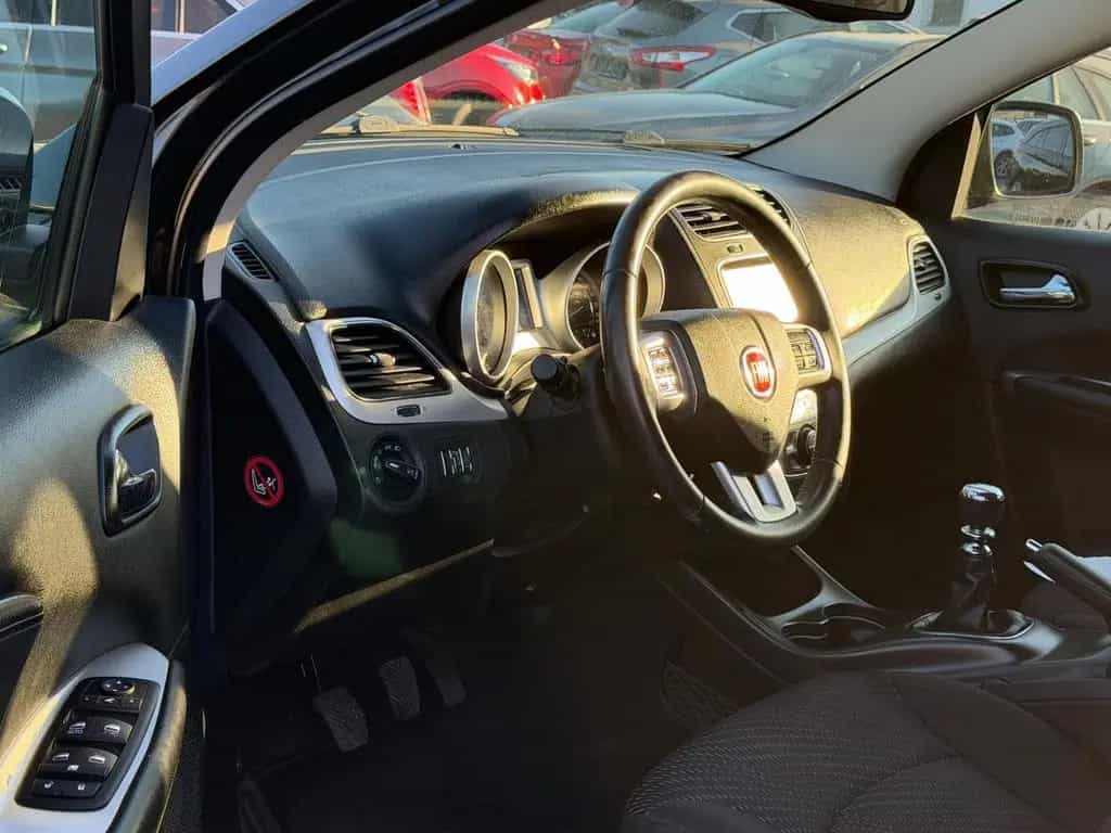 Fiat Freemont My Freemont*NEU*TÜV*88KM*2.0*170PS* 09/2015-photo-37
