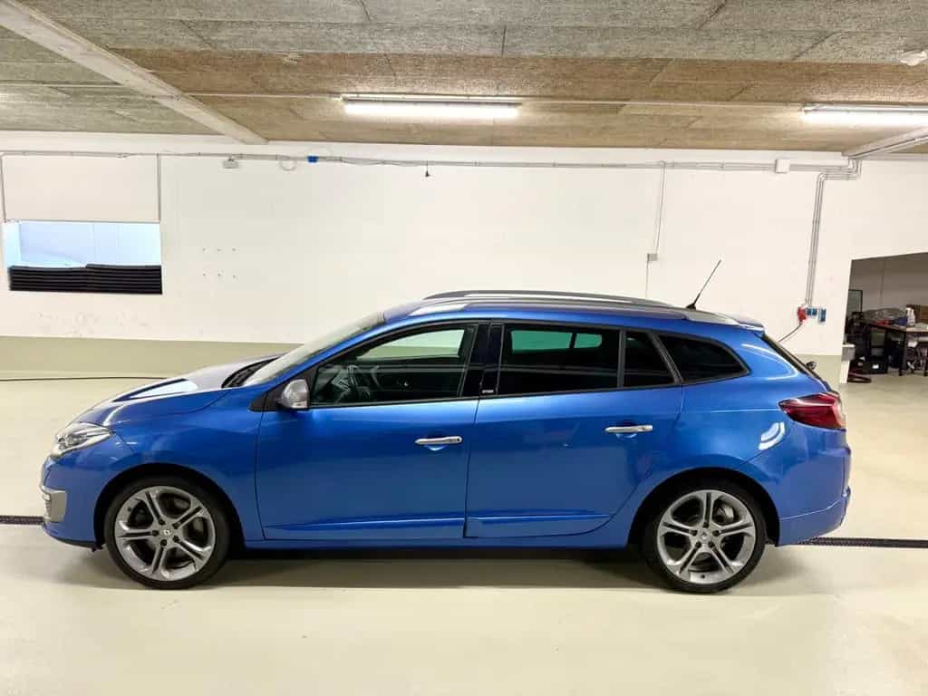 Renault Megane Grandtour GT Line TCe 220 Start & Stop 10/2015-photo-2