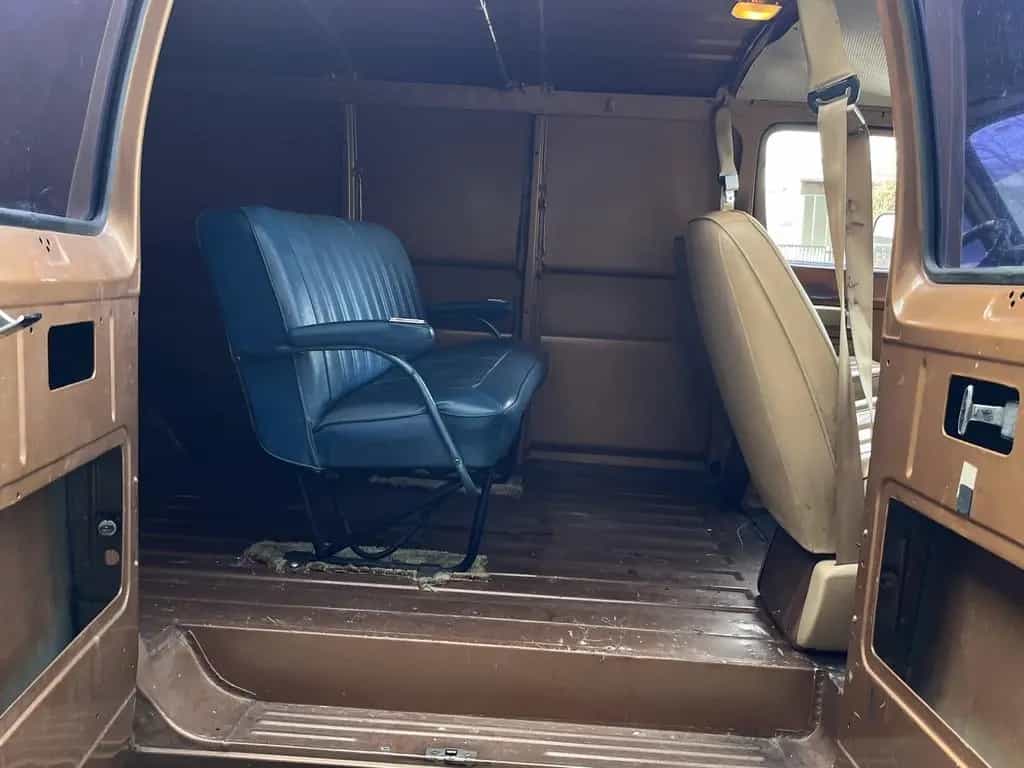 Dodge Ram Van 250 Custom * Survivor im Erstlack * 07/1986-photo-12