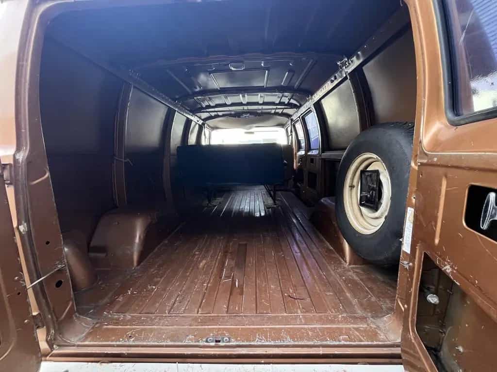 Dodge Ram Van 250 Custom * Survivor im Erstlack * 07/1986-photo-13