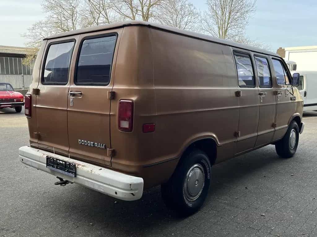 Dodge Ram Van 250 Custom * Survivor im Erstlack * 07/1986-photo-6