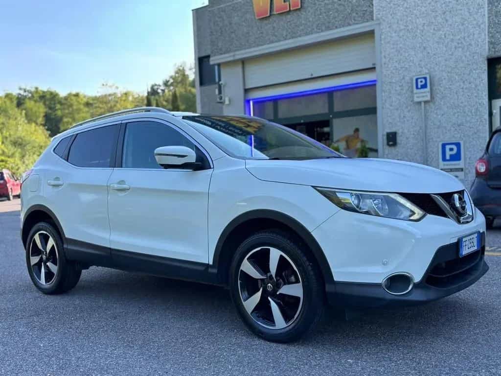 Nissan Qashqai 1.5 dCi N-Connecta*TETTO* 04/2016-photo-2