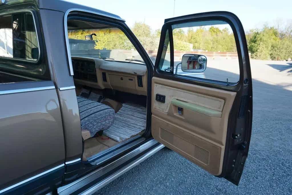 Dodge RAM 2500 Original erst 34150MLS - Survivor - V8 04/1988-photo-25