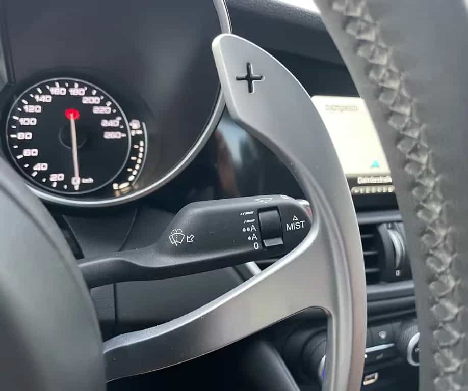Alfa Romeo Giulia Veloce Q4  Vollausstattung  Alu"19 09/2017-photo-30