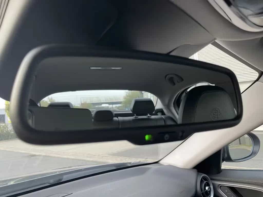 Alfa Romeo Giulia Veloce Q4  Vollausstattung  Alu"19 09/2017-photo-31