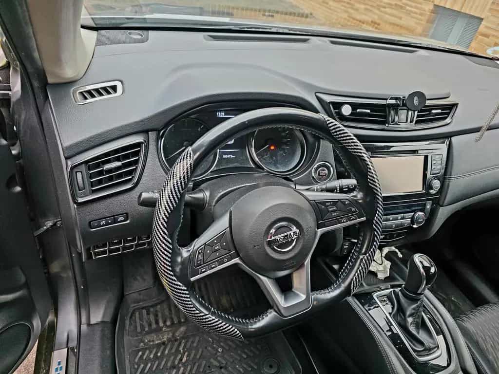 Nissan X-Trail 2.0 T32 7-Sitze super Ausstattung TDI 05/2017-photo-4