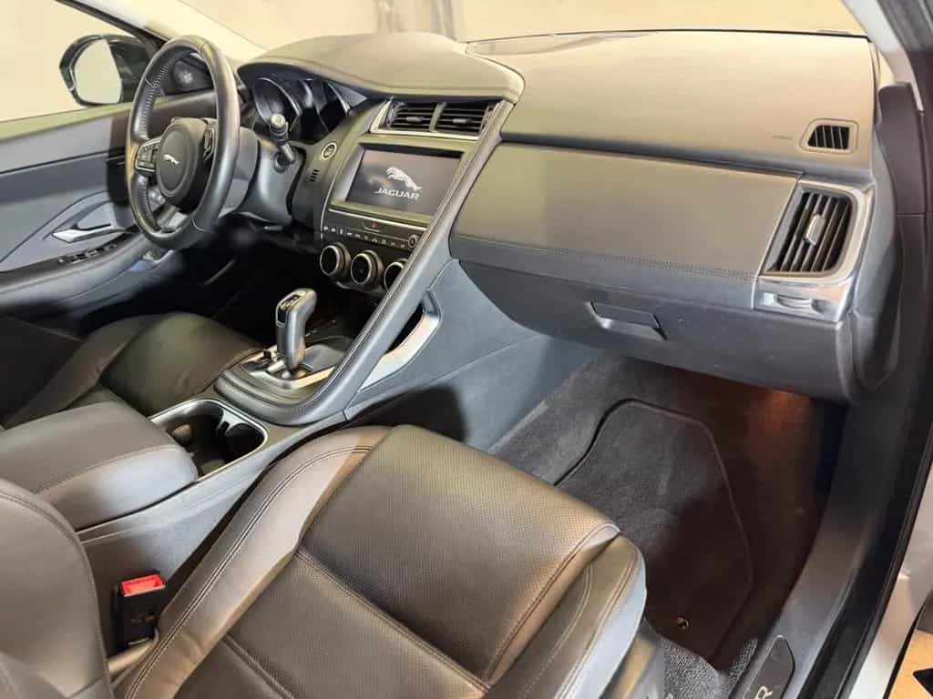 Jaguar E-Pace E-PACE AWD Superzustand ! 06/2018-photo-27
