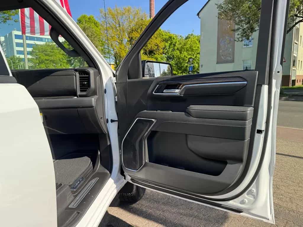 Chevrolet Silverado 6.2 V8 LT Trail Boss 4 Jahre Garantie null-photo-13