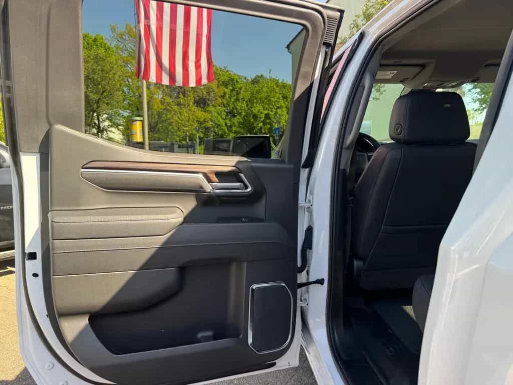 Chevrolet Silverado 6.2 V8 LT Trail Boss 4 Jahre Garantie null-photo-16