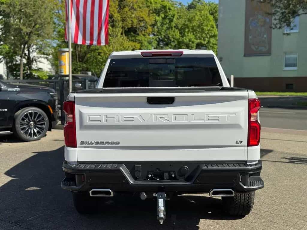 Chevrolet Silverado 6.2 V8 LT Trail Boss 4 Jahre Garantie null-photo-4