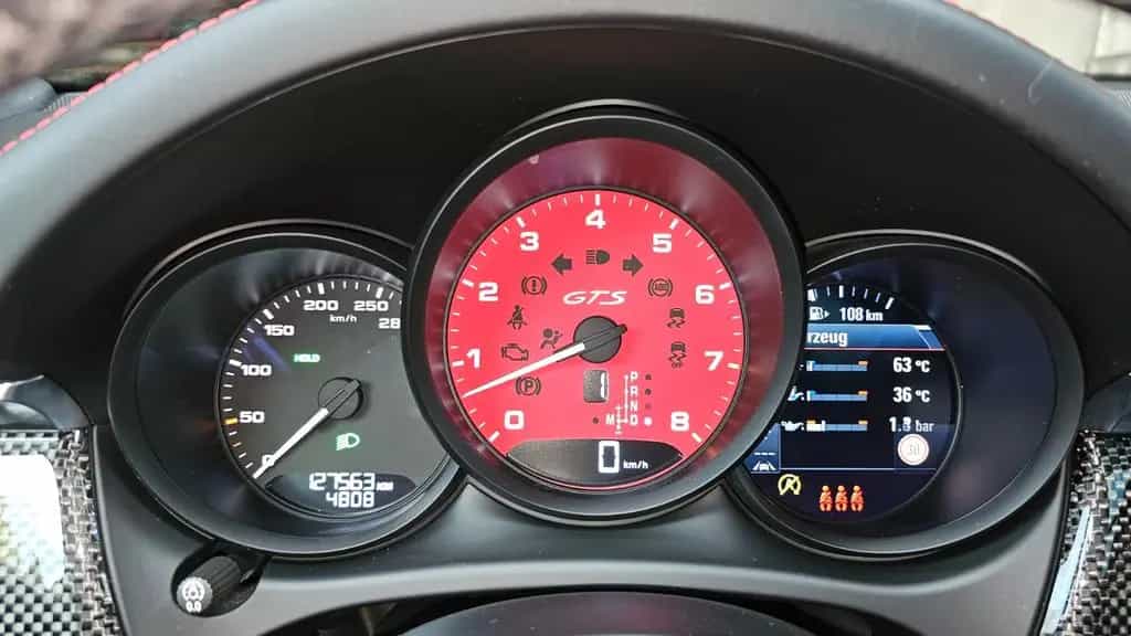 Porsche Macan GTS *Chrono*Pano*ACC*AHK*360*PASM*Luft 04/2020-photo-2