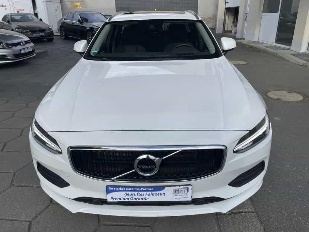 Volvo V90 Kombi HUD CAM 1.Hand Panorama 18"Alu 07/2017-photo-1