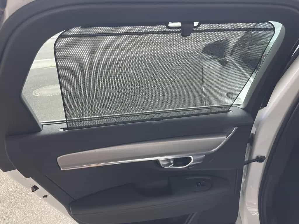 Volvo V90 Kombi HUD CAM 1.Hand Panorama 18"Alu 07/2017-photo-12