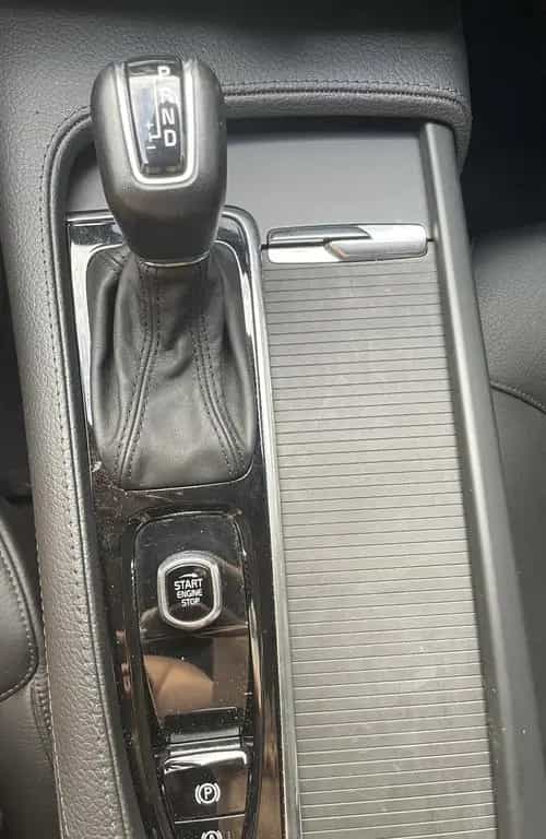 Volvo V90 Kombi HUD CAM 1.Hand Panorama 18"Alu 07/2017-photo-32