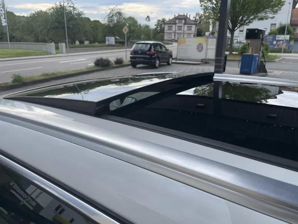 Volvo V90 Kombi HUD CAM 1.Hand Panorama 18"Alu 07/2017-photo-36