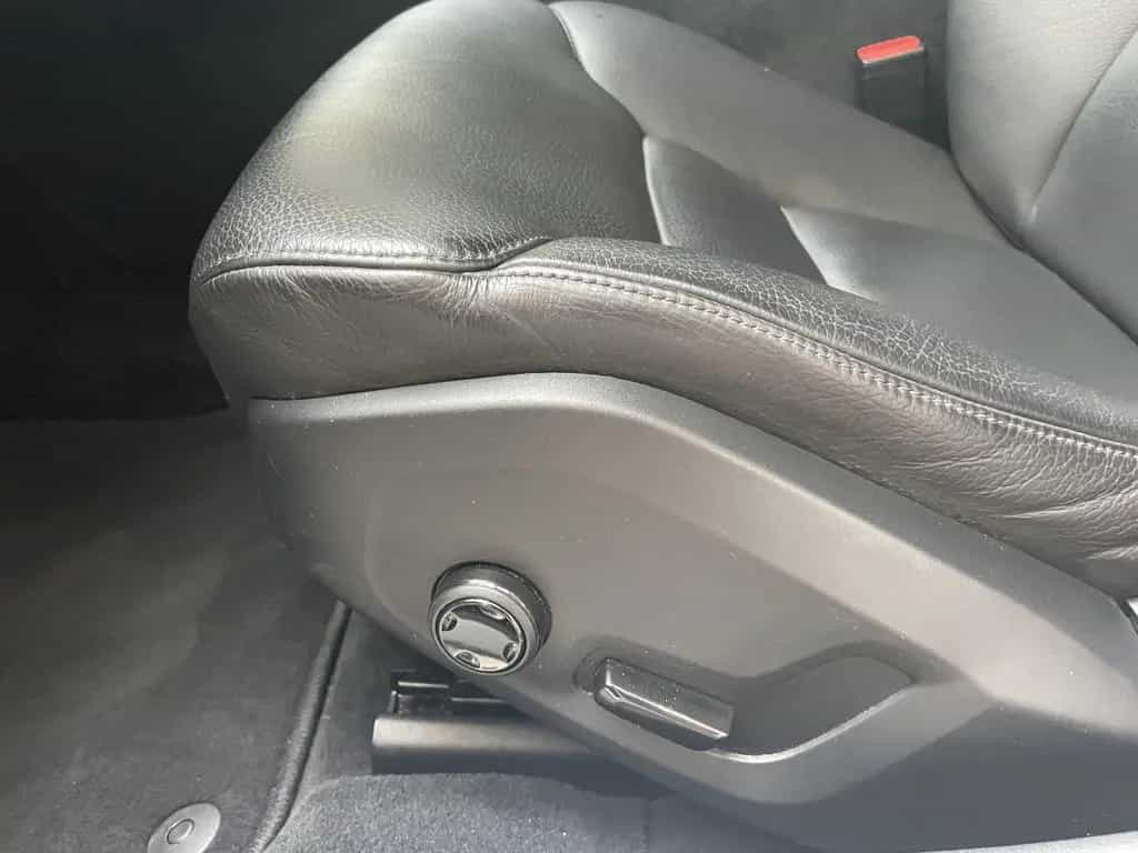 Volvo V90 Kombi HUD CAM 1.Hand Panorama 18"Alu 07/2017-photo-42