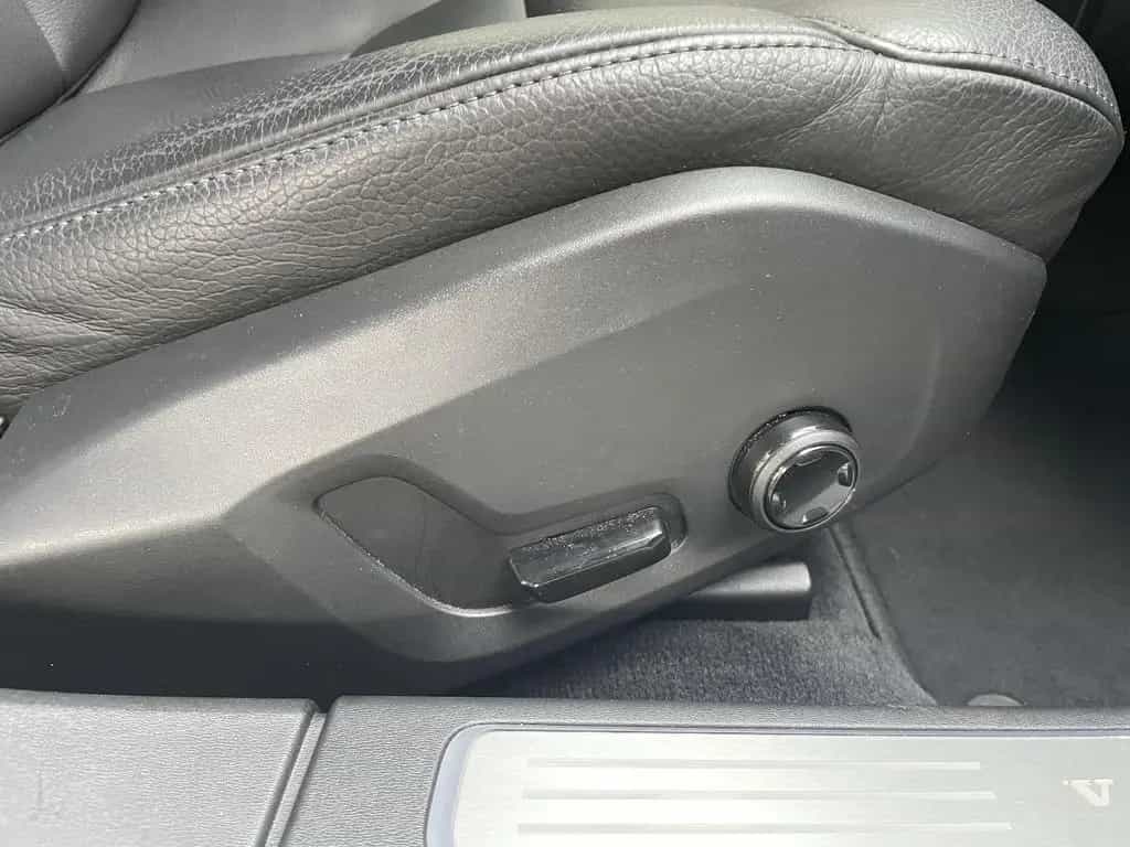 Volvo V90 Kombi HUD CAM 1.Hand Panorama 18"Alu 07/2017-photo-43