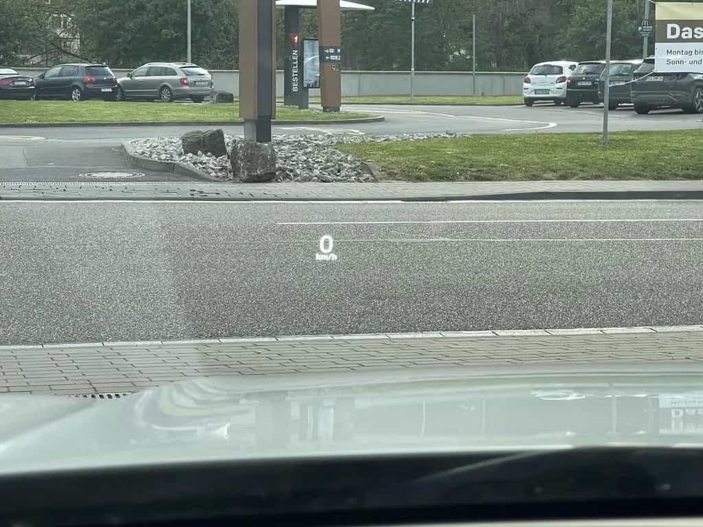 Volvo V90 Kombi HUD CAM 1.Hand Panorama 18"Alu 07/2017-photo-44