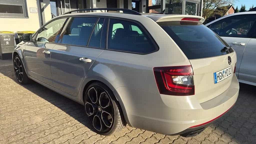 Skoda Octavia 2.0 TSI DSG RS60 Combi RS60 05/2019-photo-1