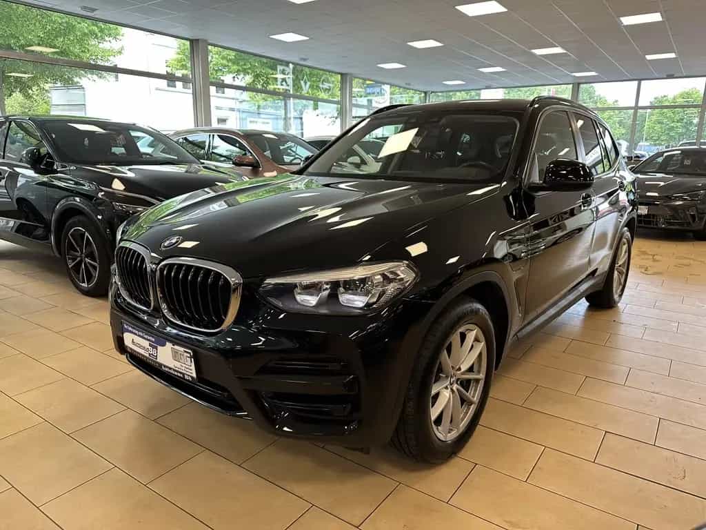 BMW X3 xDrive 30*Advantage*AHK*Leder*Navi*LED*SHZ 07/2021-photo-0