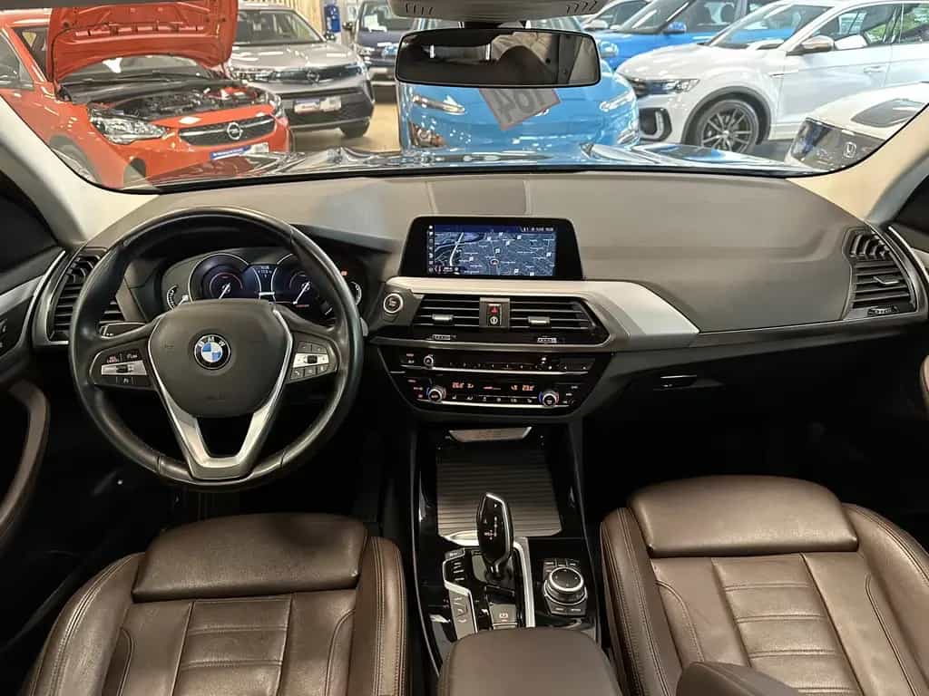 BMW X3 xDrive 30*Advantage*AHK*Leder*Navi*LED*SHZ 07/2021-photo-13