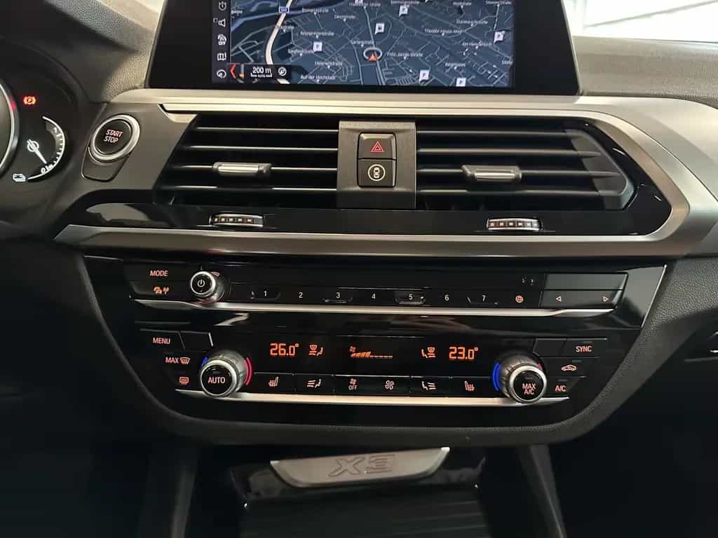 BMW X3 xDrive 30*Advantage*AHK*Leder*Navi*LED*SHZ 07/2021-photo-20