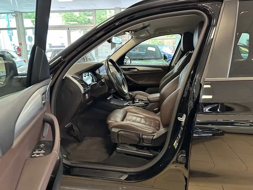 BMW X3 xDrive 30*Advantage*AHK*Leder*Navi*LED*SHZ 07/2021-photo-9